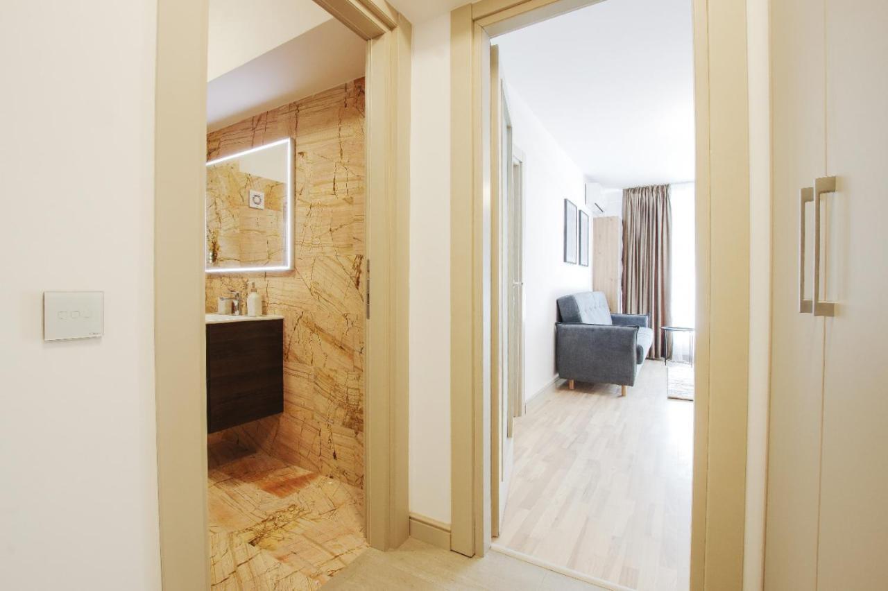 Himson-Beige Apartment Iasi Extérieur photo