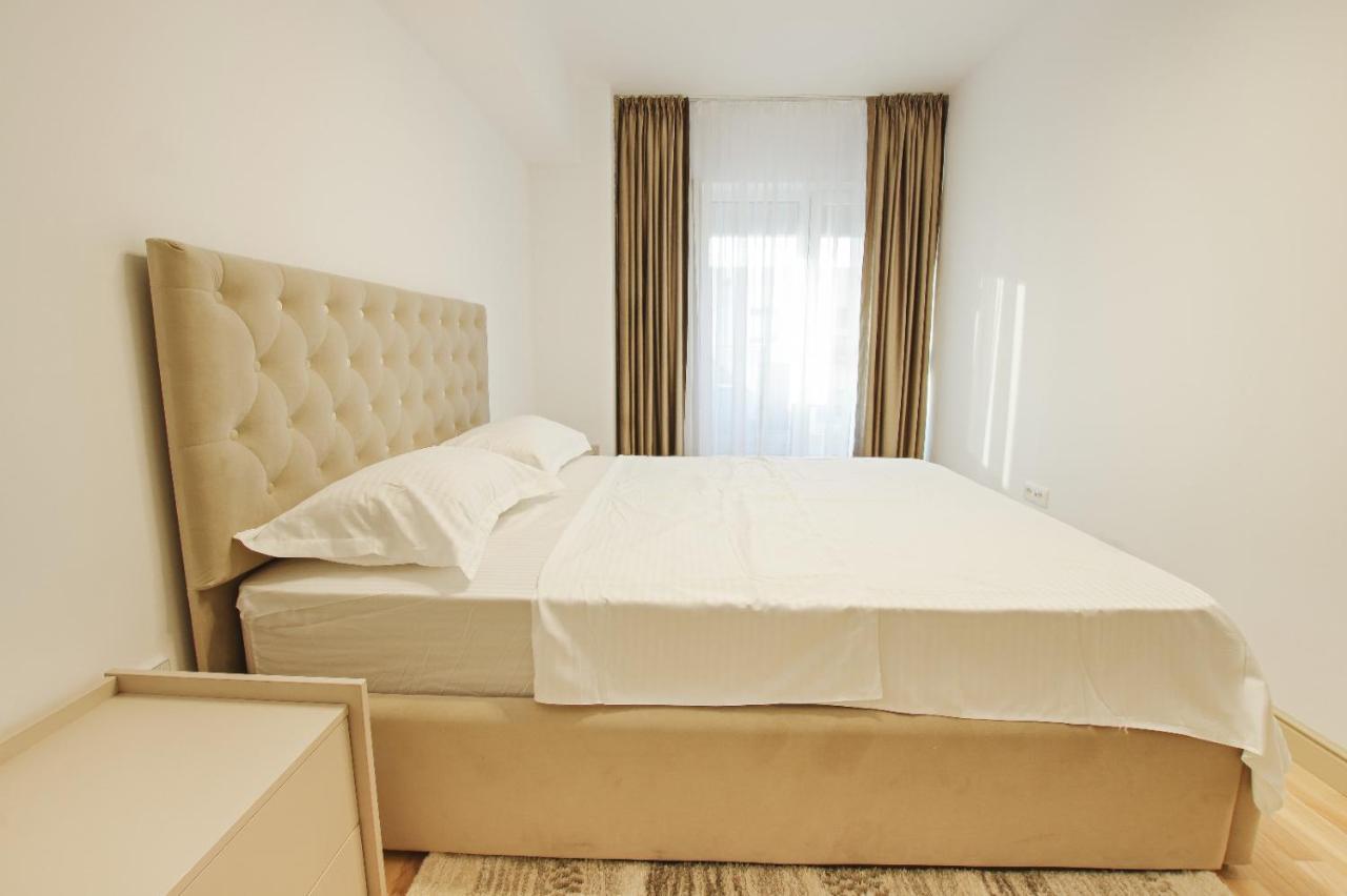Himson-Beige Apartment Iasi Extérieur photo