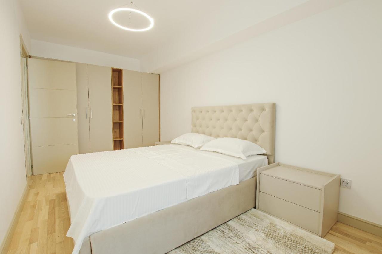 Himson-Beige Apartment Iasi Extérieur photo